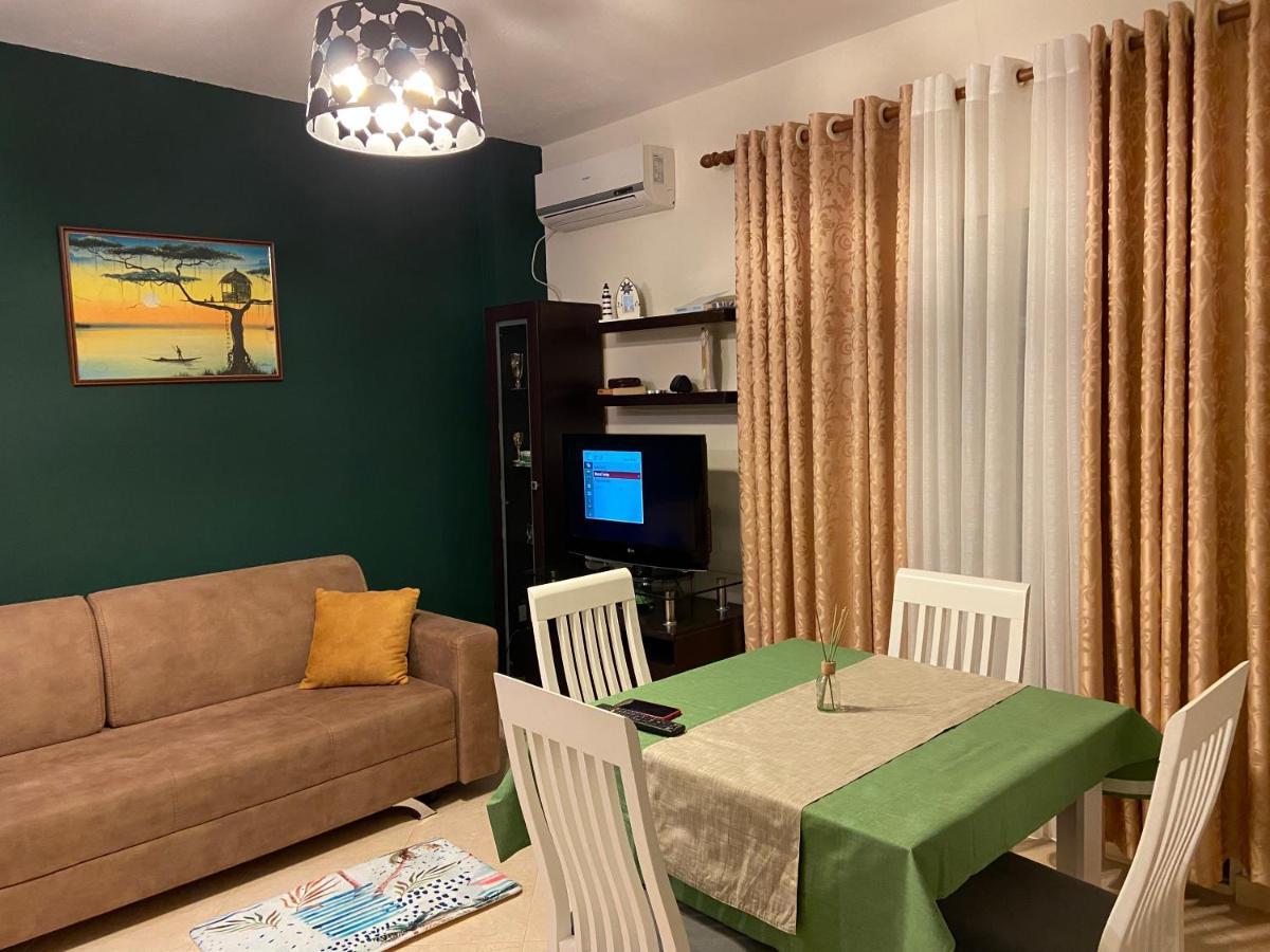 Rori'S Apartment Qerret Golem  Zewnętrze zdjęcie